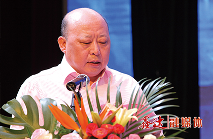 <p>1月，將2019年確定為&ldquo;強(qiáng)基固柢年&rdquo;之關(guān)鍵提升年，以&ldquo;強(qiáng)基固柢&rdquo;為主基調(diào)，以人為本抓管理，精品項(xiàng)目促轉(zhuǎn)型，精益創(chuàng)新強(qiáng)品質(zhì)，綠色文化樹(shù)形象，改善經(jīng)營(yíng)提效益，創(chuàng)造鑫達(dá)集團(tuán)更大的新的奇跡； 1月10日下午，河北鑫達(dá)集團(tuán)2018年度總結(jié)表彰暨2019年工作部署大會(huì)在云南騰沖世紀(jì)金源大酒店隆重舉行，對(duì)集團(tuán)2018&ldquo;強(qiáng)基固柢&rdquo;年取得的各項(xiàng)成果進(jìn)行了全面總結(jié)，對(duì)2019年的生產(chǎn)經(jīng)營(yíng)工作進(jìn)行整體部署，為集團(tuán)新一年的發(fā)展指明了方向；</p>
<p>3月，更名為&ldquo;河北鑫達(dá)鋼鐵集團(tuán)有限公司&rdquo;；</p>
<p>7月，河北鑫達(dá)集團(tuán)2019年上半年工作總結(jié)表彰暨工作再動(dòng)員大會(huì)在吉林省東豐縣隆重舉行，通過(guò)總結(jié)上半年工作并對(duì)先進(jìn)集體的表彰，激勵(lì)先進(jìn)員工，為廣大員工樹(shù)立榜樣，形成奮勇?tīng)?zhēng)先的工作氛圍；</p>
<p>9月，遼寧京東管業(yè)有限公司450m&sup3;高爐成功點(diǎn)火；</p>
<p>11月，110MW超高溫亞臨界煤氣發(fā)電項(xiàng)目成功并網(wǎng)發(fā)電，為集團(tuán)創(chuàng)造了可觀的經(jīng)濟(jì)效益和社會(huì)效益。</p>