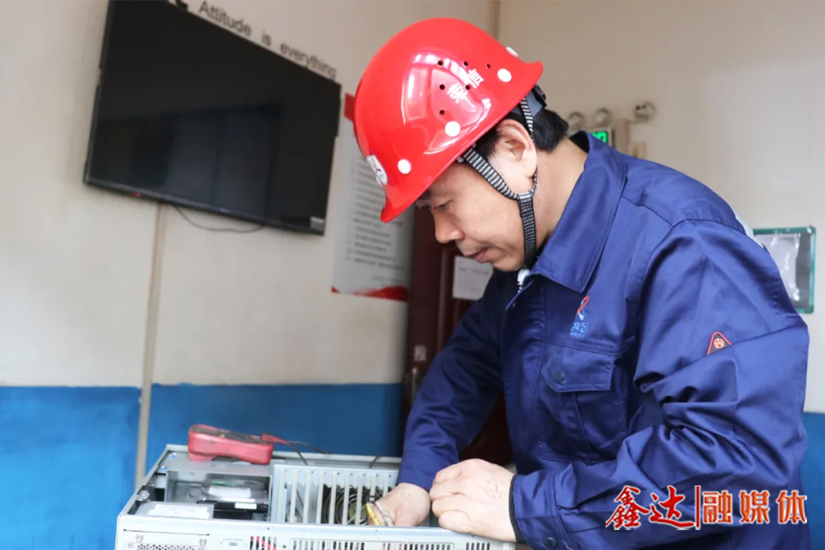 鑫達故事丨張友良：把愛好變成職業(yè)，摸透自動化程序的“喜怒哀樂”！